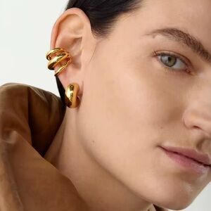 NEW 18K GOLD PLATED TRILAYER EAR CUFF – BOLD STACKABLE HOOP DESIGN